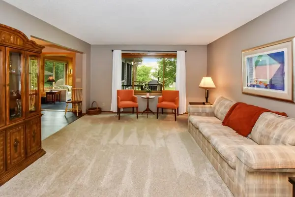 3581 English ST, Vadnais Heights, MN 55110