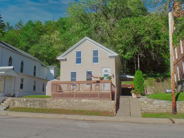503 S 2nd ST, Alma, WI 54610
