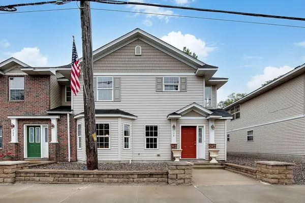 706 Stillwater RD, Willernie, MN 55090