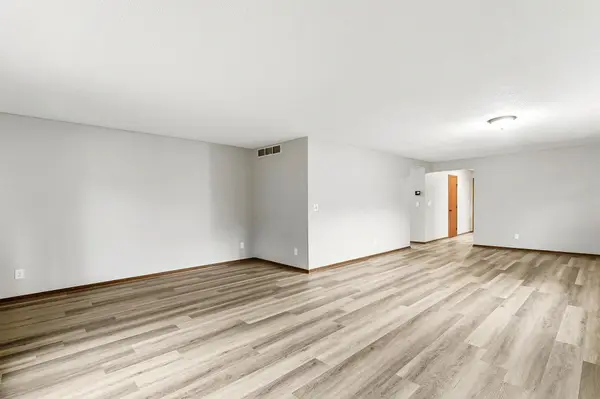 444 Kirkwall CT, Waite Park, MN 56387