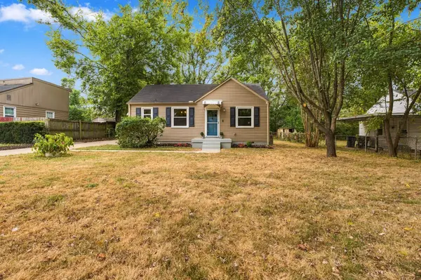 907 Kipling Dr, Nashville, TN 37217