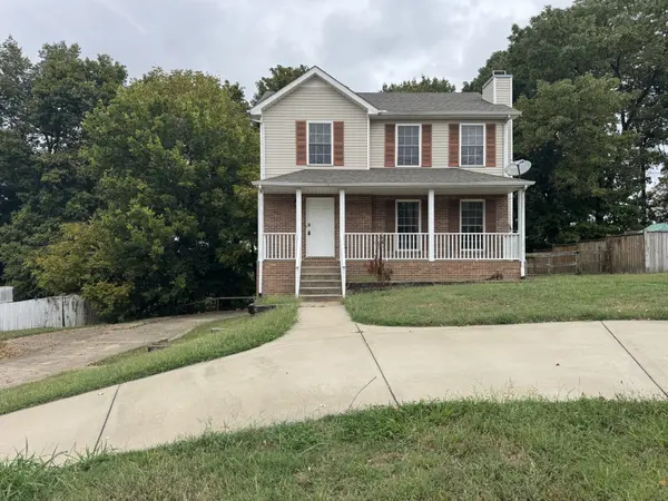 2587 Elkmont Dr, Clarksville, TN 37040