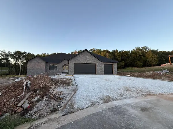 1795 W Gaslight DR, Springfield, MO 65810