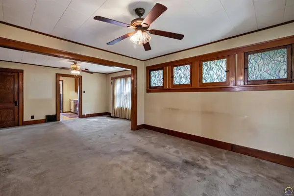 220 SW Kendall AVE, Topeka, KS 66606