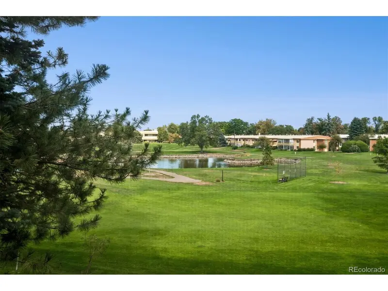 690 S Alton #6B, Denver, CO 80247