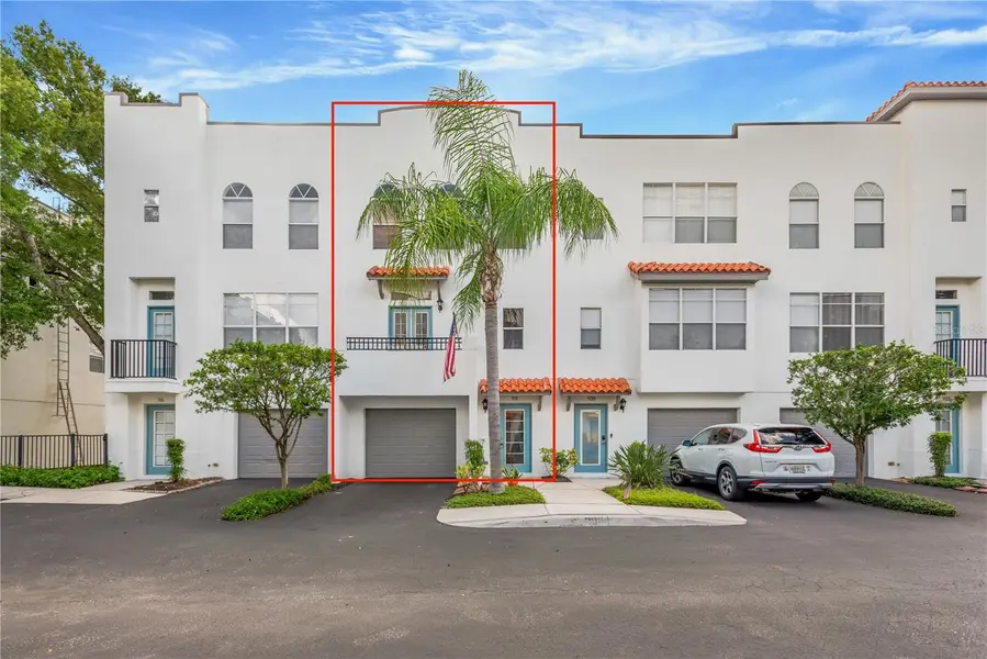 3118 TOSCANA CIR, Tampa, FL 33611