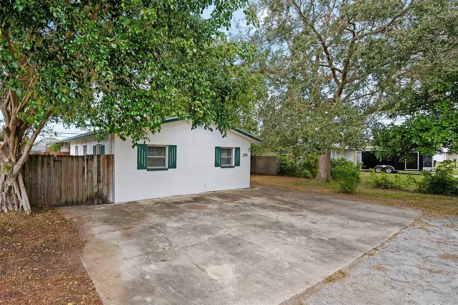 254 PLUMOSA DR, Largo, FL 33771