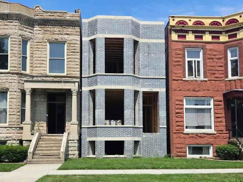 530 E 44th PL, Chicago, IL 60653