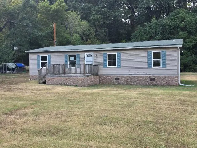 22013 Main ST, Reeds Spring, MO 65737