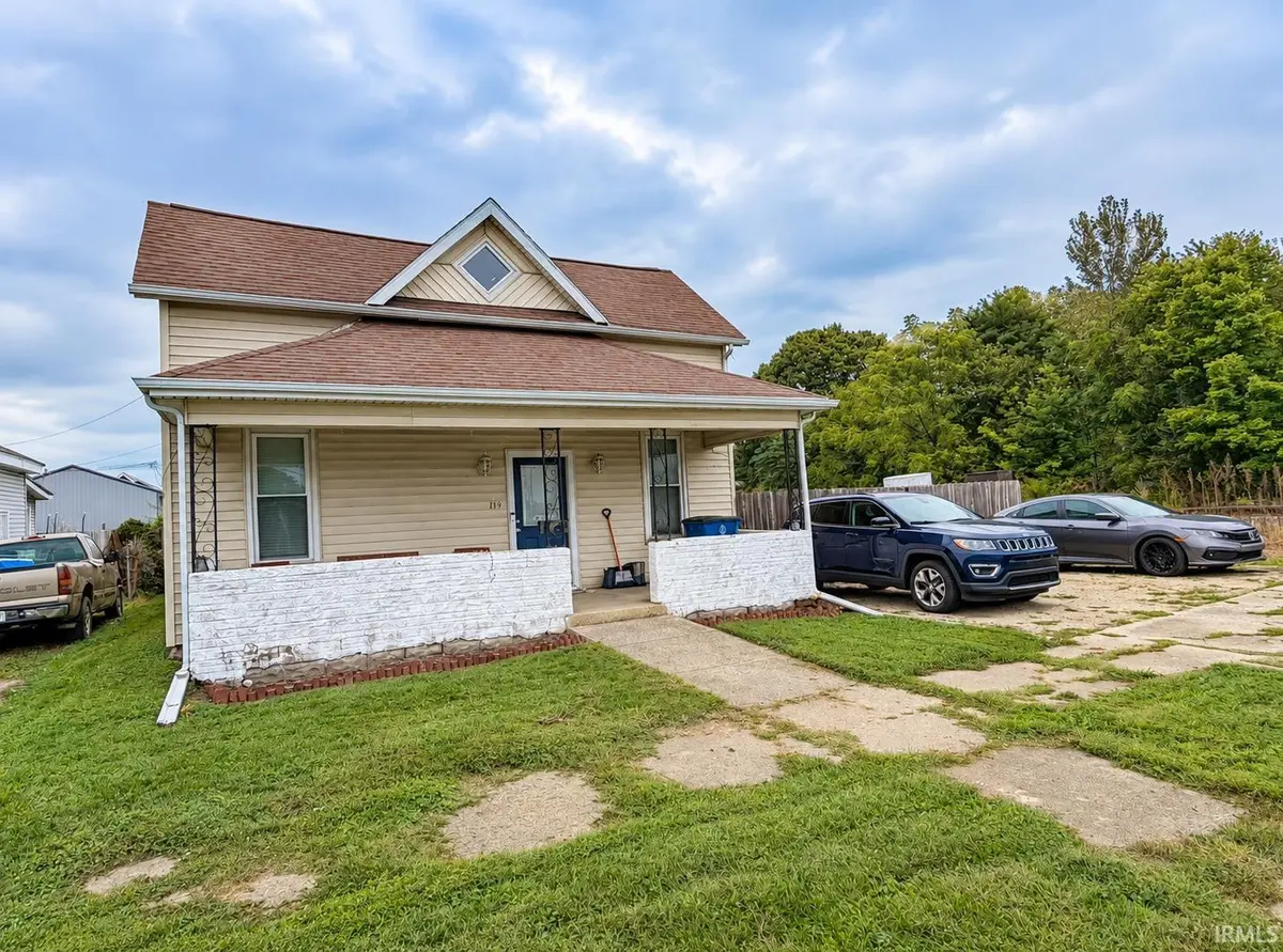 119 E Highland AVE, Marion, IN 46952-2128