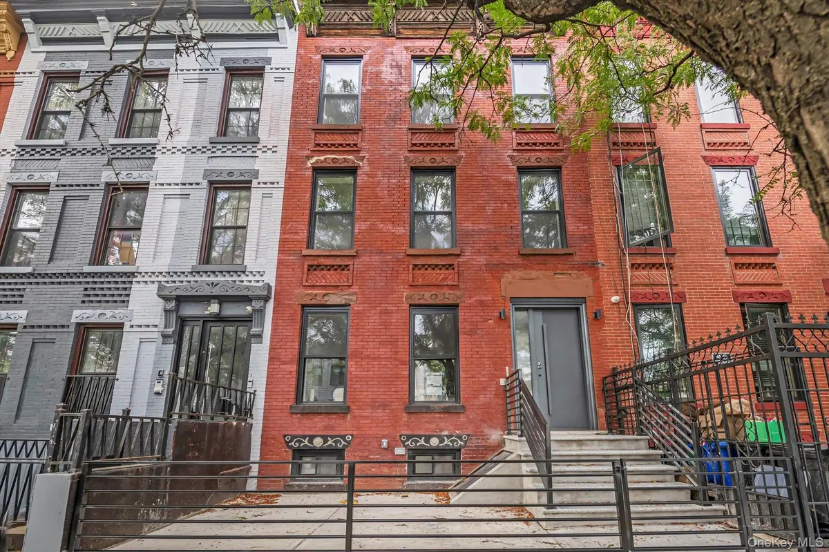 1045 Jefferson AVE, Brooklyn, NY 11221