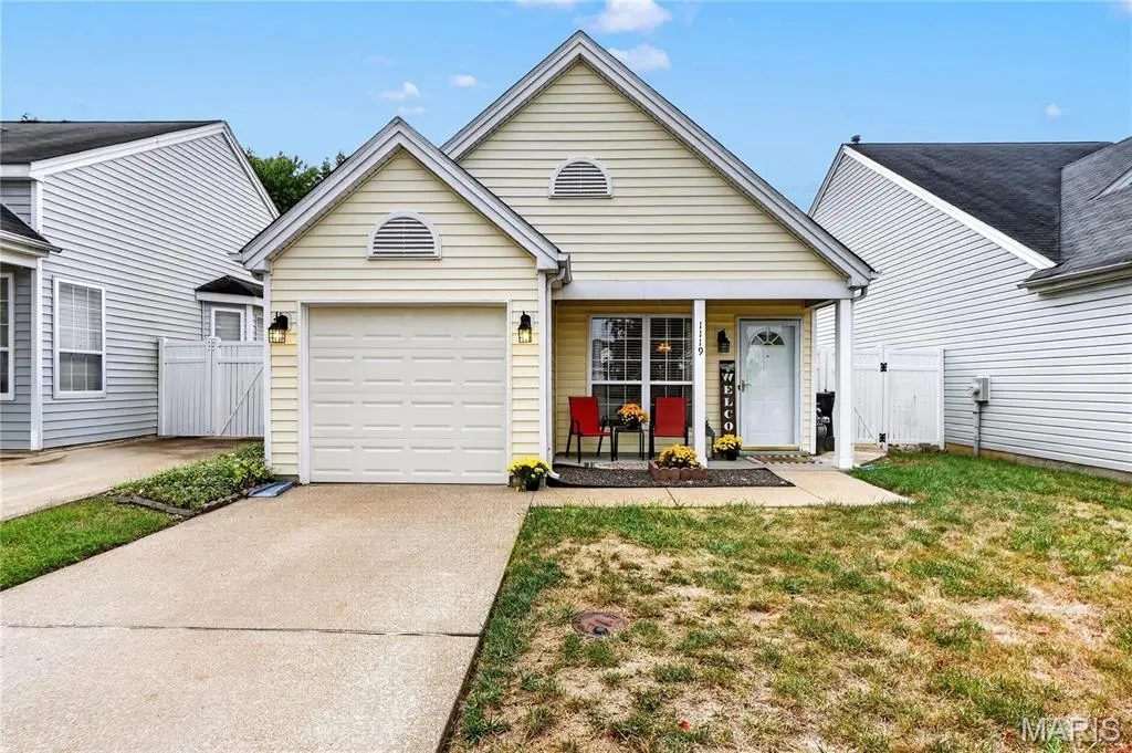 1119 Liberty Gardens CT, Florissant, MO 63031