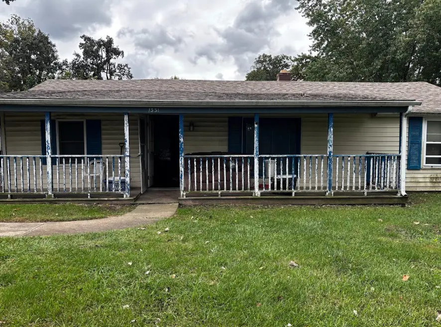 1331 Simms ST, Aurora, IL 60505