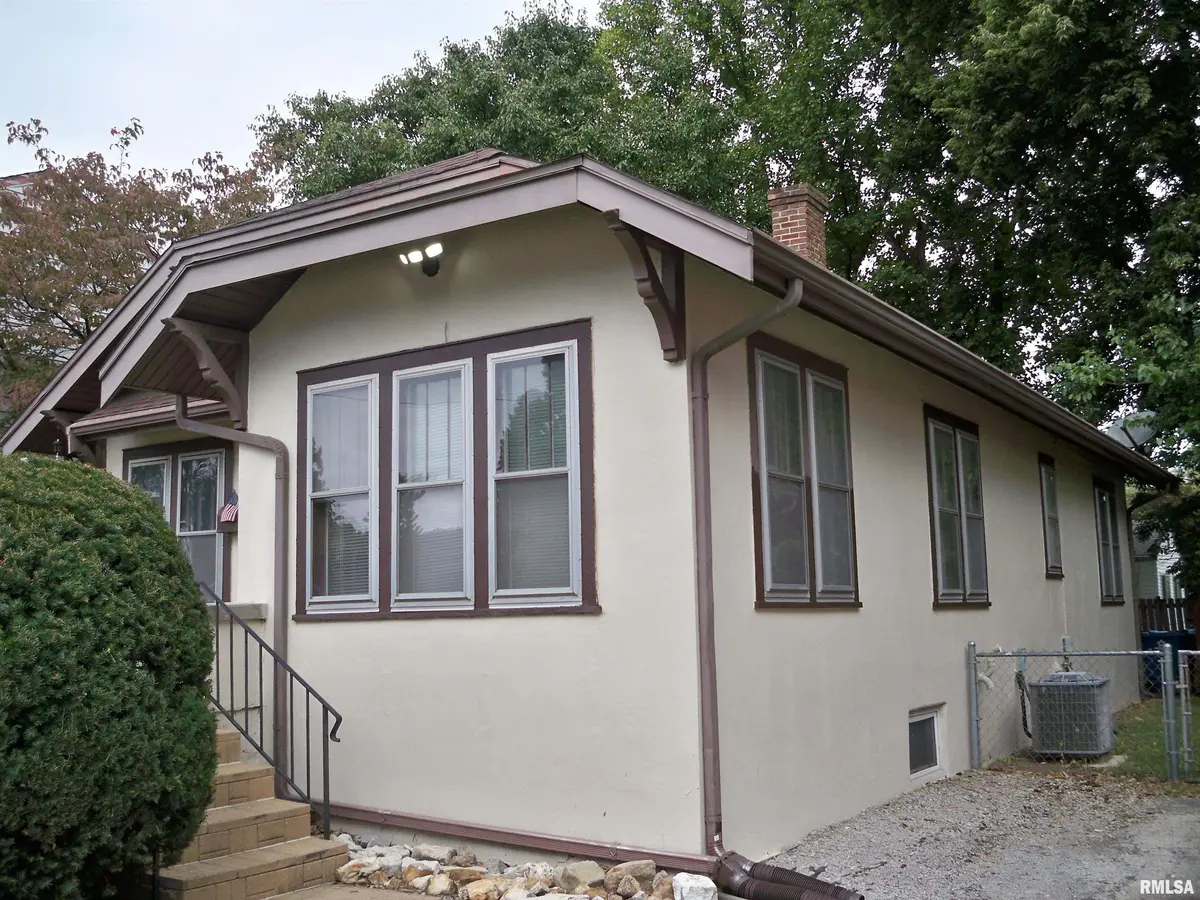 731 W North Grand AVE, Springfield, IL 62702-9999