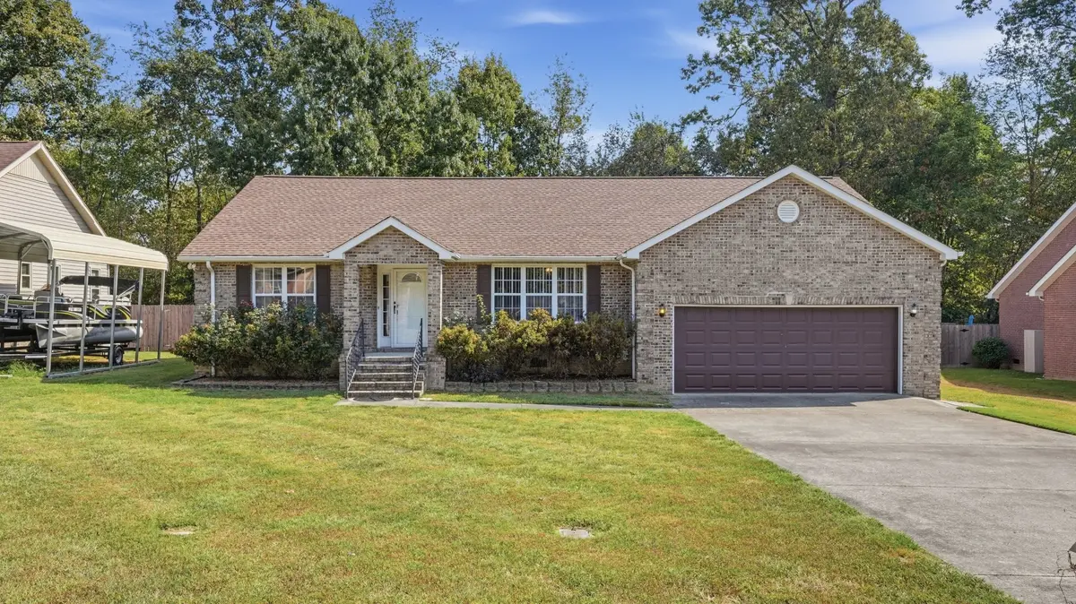 104 Oakmont Dr, Tullahoma, TN 37388