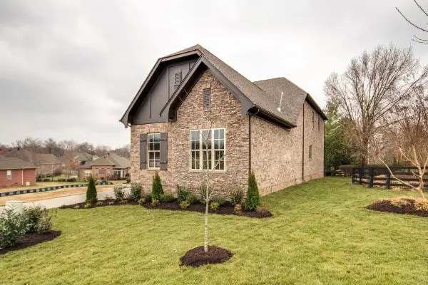9 Elissa Place, Hendersonville, TN 37075