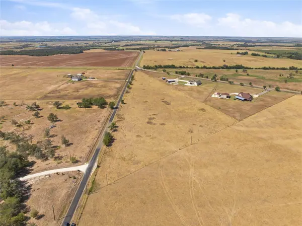 1950 County Road 470, Coupland, TX 78615