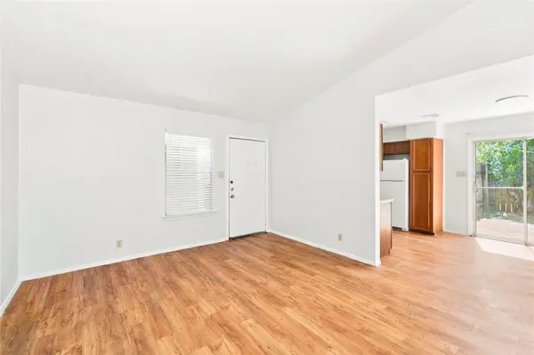 1918 Nicole CIR #B, Round Rock, TX 78664
