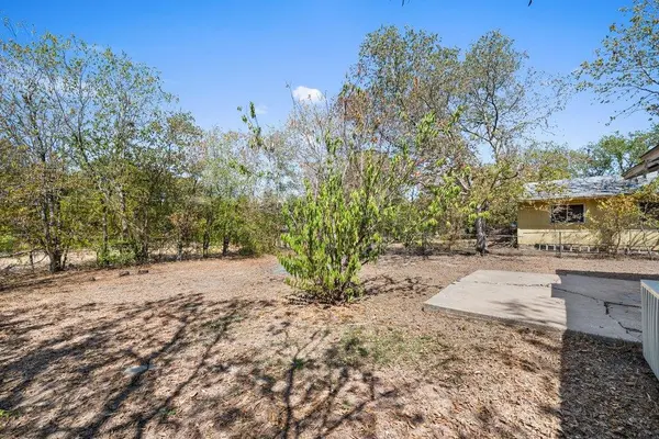 1304 Lily TER, Austin, TX 78741