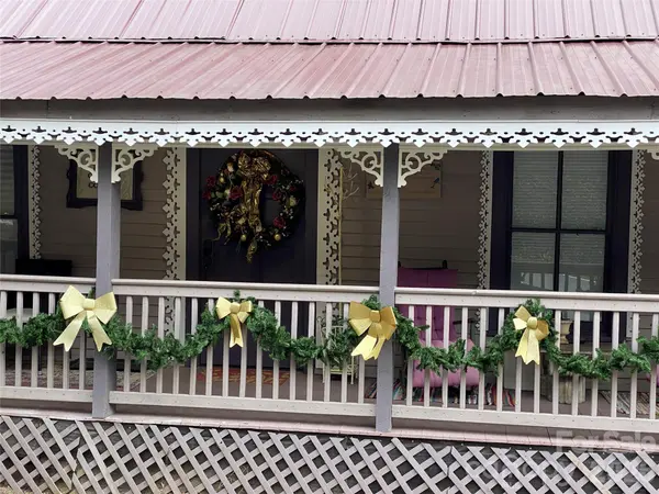 300 N Main ST, Marshall, NC 28753