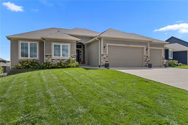 14909 S Houston ST, Olathe, KS 66061