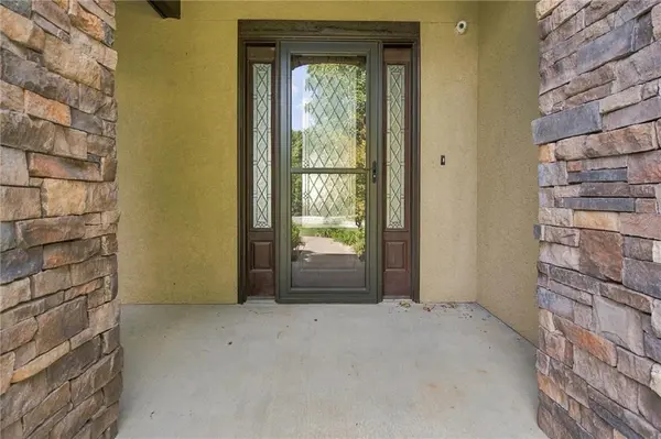 12301 W 150th TER, Olathe, KS 66062