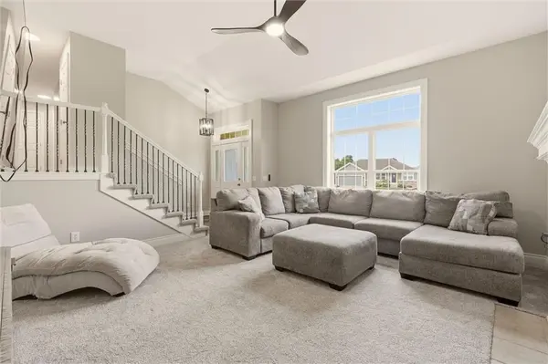 2116 Bradford PL, Excelsior Springs, MO 64024