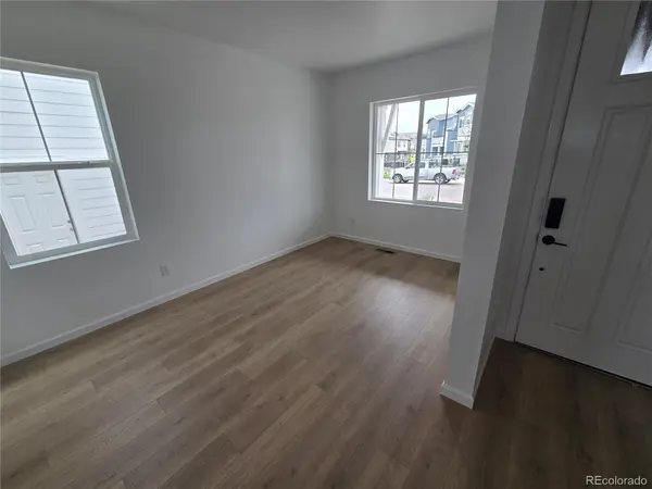 8952 Whiteclover, Littleton, CO 80125