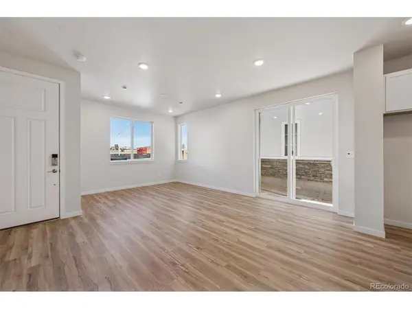 4593 N Versailles, Aurora, CO 80019