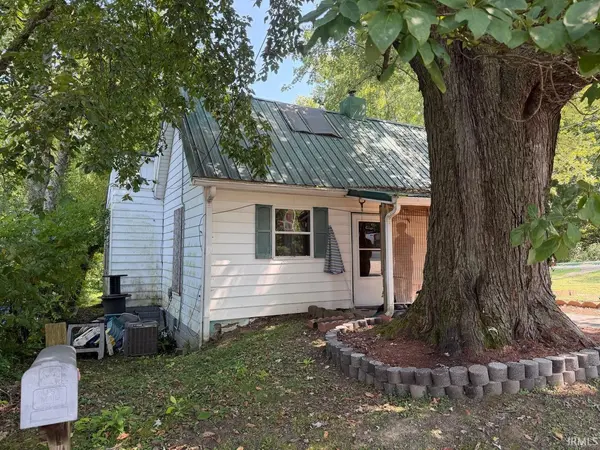 1328 F ST, Bedford, IN 47421-3314
