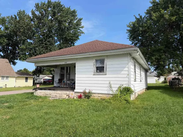 1525 2Nd ST, Bedford, IN 47421-1705
