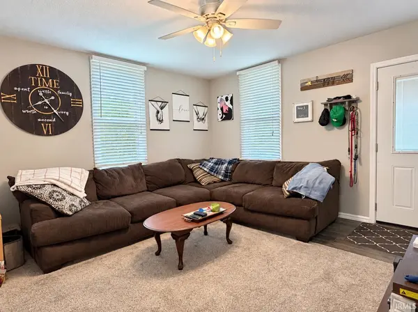 119 E Highland AVE, Marion, IN 46952-2128