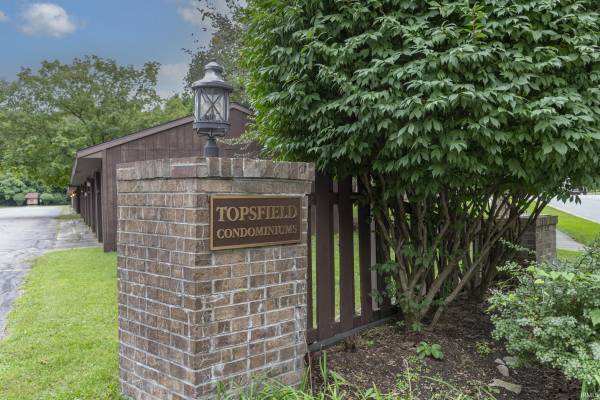 2500 Topsfield RD #Unit 205, South Bend, IN 46614