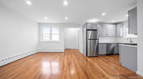 1008 Huntington AVE, Bronx, NY 10465
