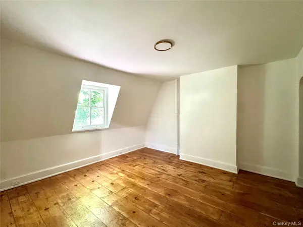 176 South ST #3, Newburgh, NY 12550