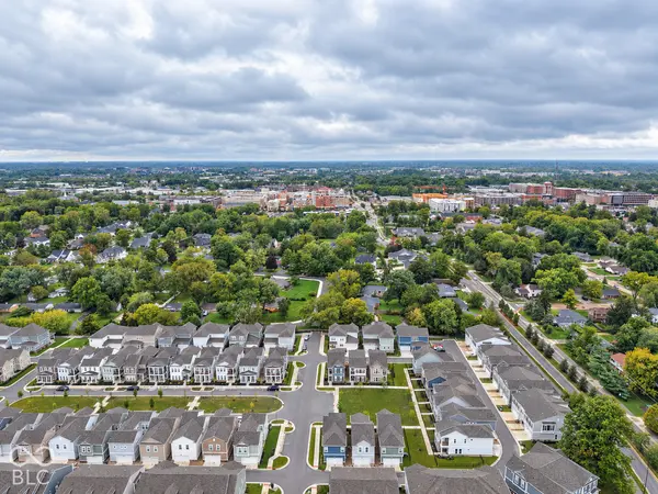 525 Gilder DR, Carmel, IN 46032