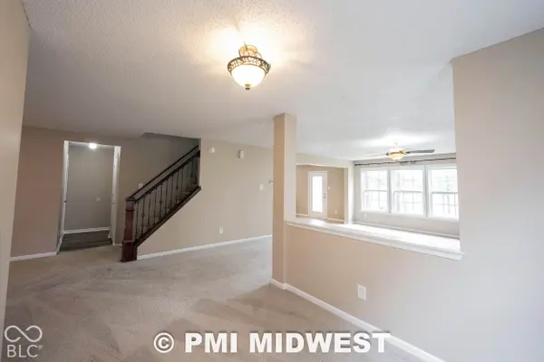 2143 Olympia DR, Franklin, IN 46131