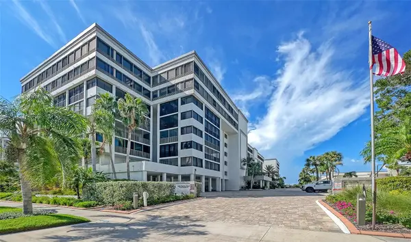 1102 BENJAMIN FRANKLIN DR #810, Sarasota, FL 34236