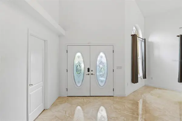 2429 WHIPPOORWILL CIR, Sarasota, FL 34231