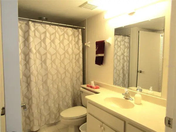 2989 TAYWOOD MDWS #19, Sarasota, FL 34235