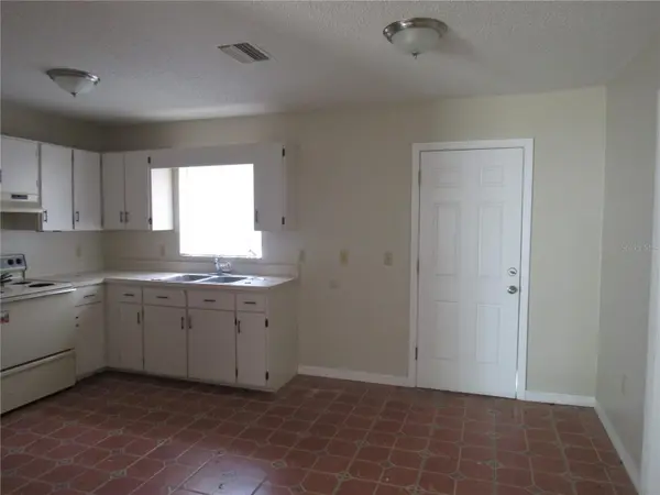 750 FOX LAKE DR, Lakeland, FL 33809