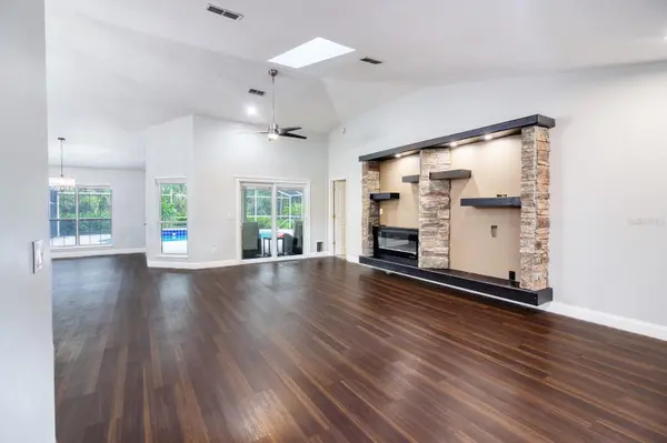 707 CORBIN PARK RD, New Smyrna Beach, FL 32168
