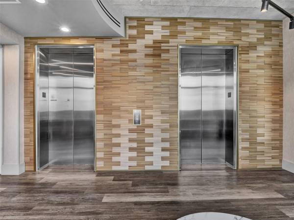 525 E JACKSON ST #405, Orlando, FL 32801