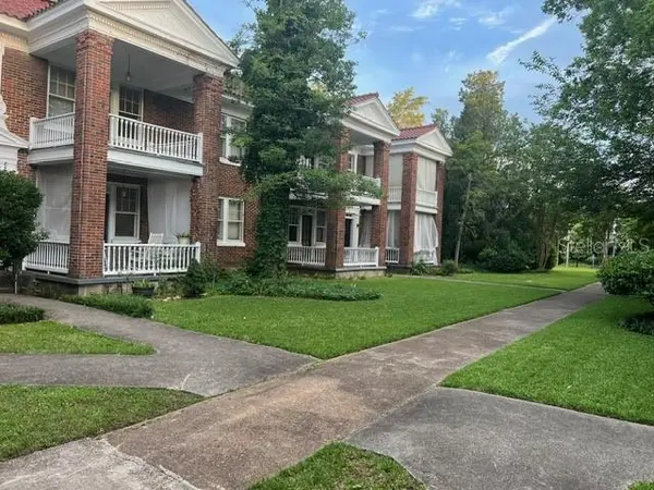 1975 VINEVILLE AVE #F4, Macon, GA 31201