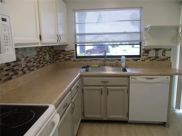 1703 AURA CT, Sun City Center, FL 33573