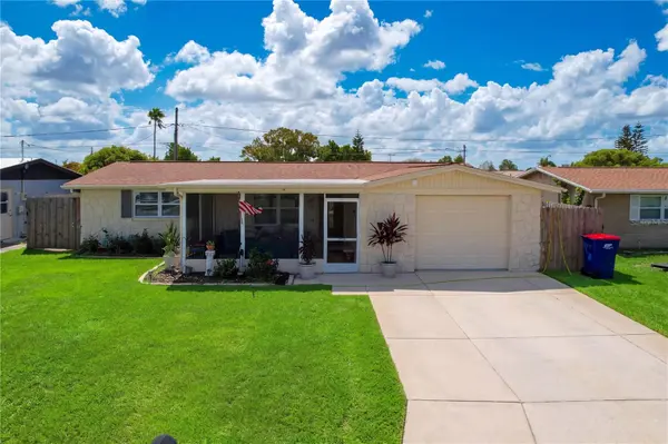 3748 REDWOOD DR, Holiday, FL 34691