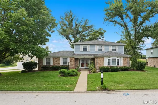 537 Windrift DR, Belleville, IL 62221