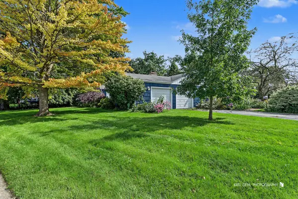 19 S Hawthorne BLVD, Mundelein, IL 60060