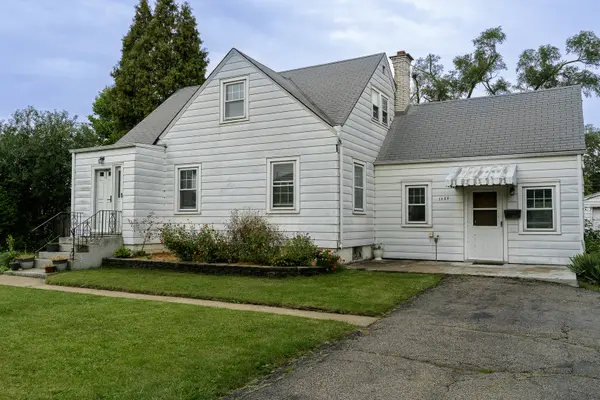 1686 Lunt AVE, Des Plaines, IL 60018