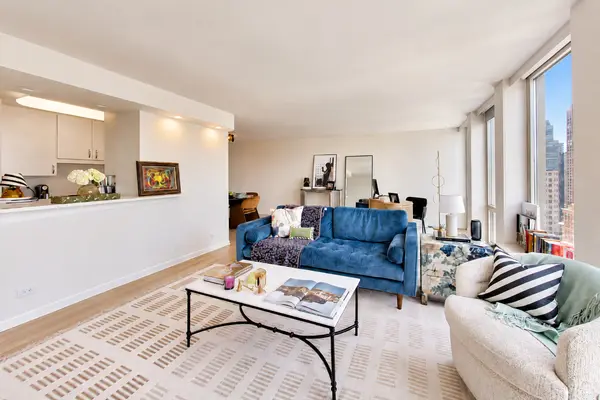111 E Chestnut ST #35J, Chicago, IL 60611
